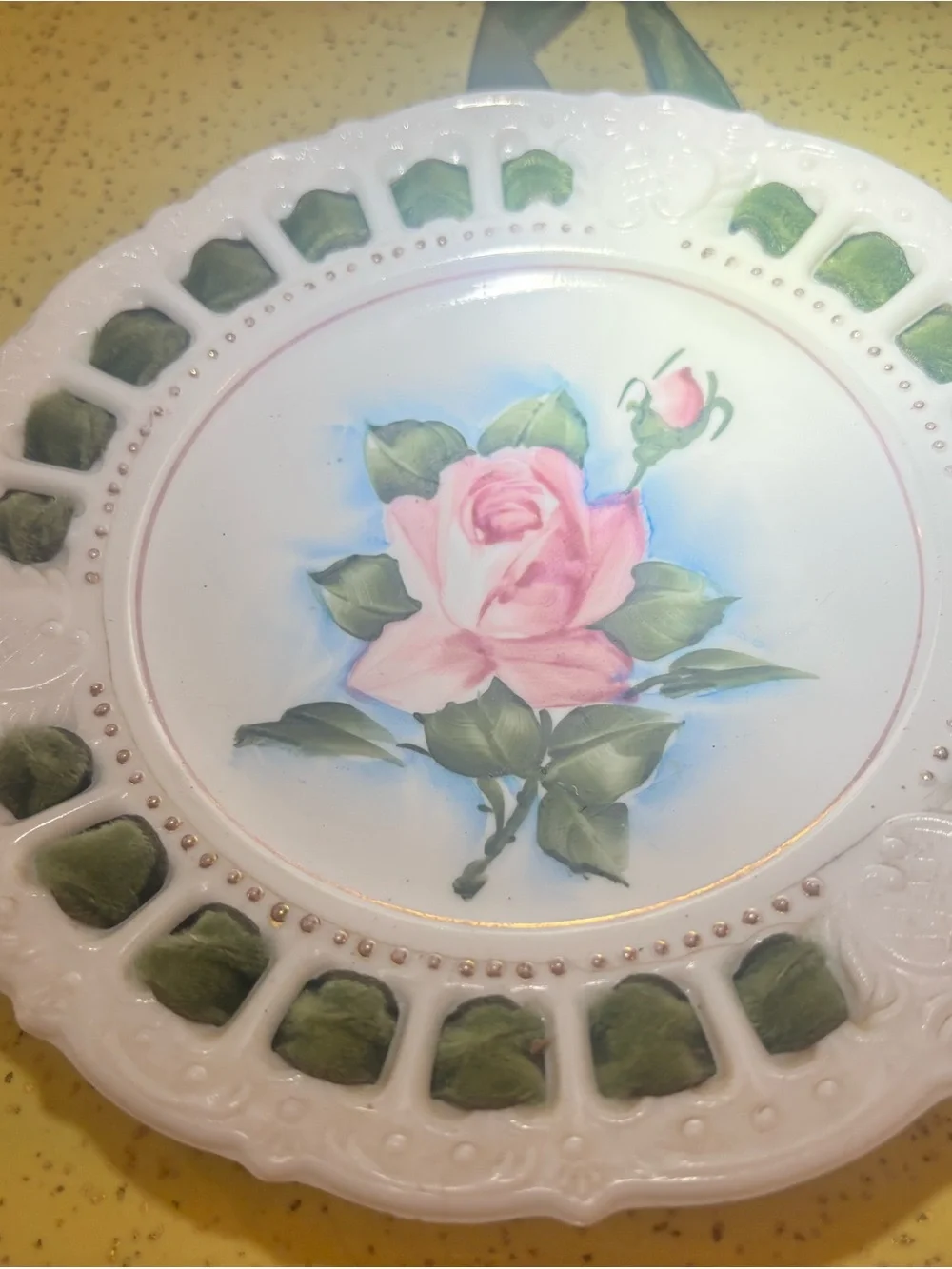 VINTAGE MILK-GLASS HAND PAINTED FLORAL MOTIF DECORATIVE PLATES COTTAGECORE!